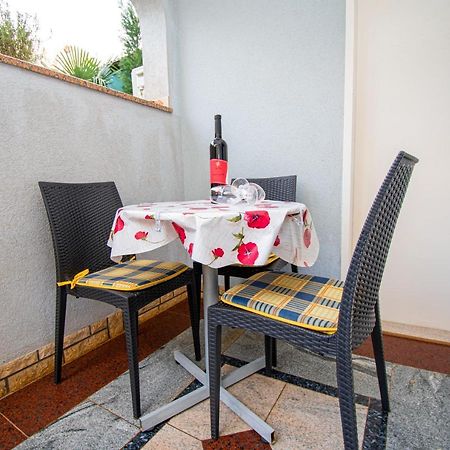 Apartments Prodan Porec Exterior photo