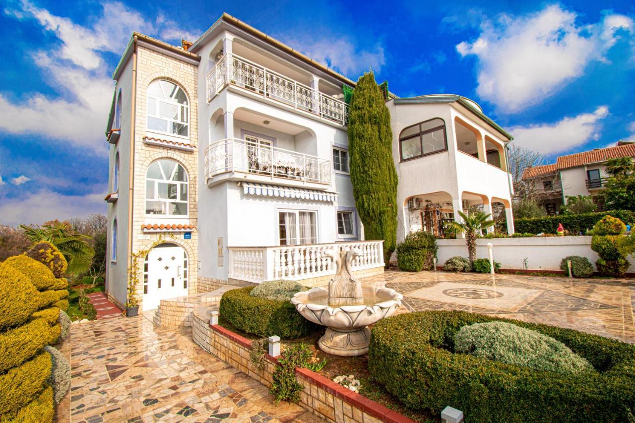 Apartments Prodan Porec Exterior photo