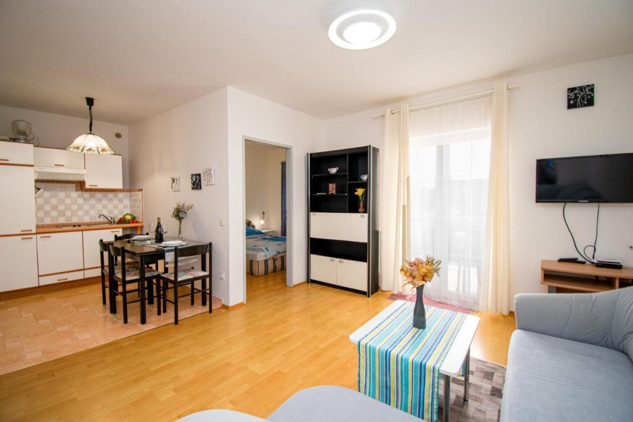 Apartments Prodan Porec Exterior photo
