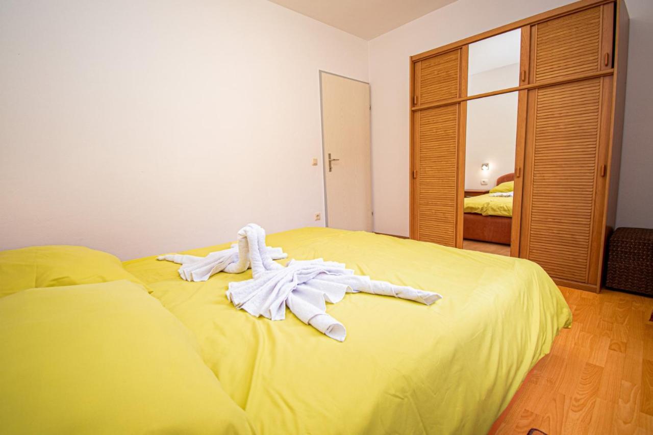 Apartments Prodan Porec Exterior photo