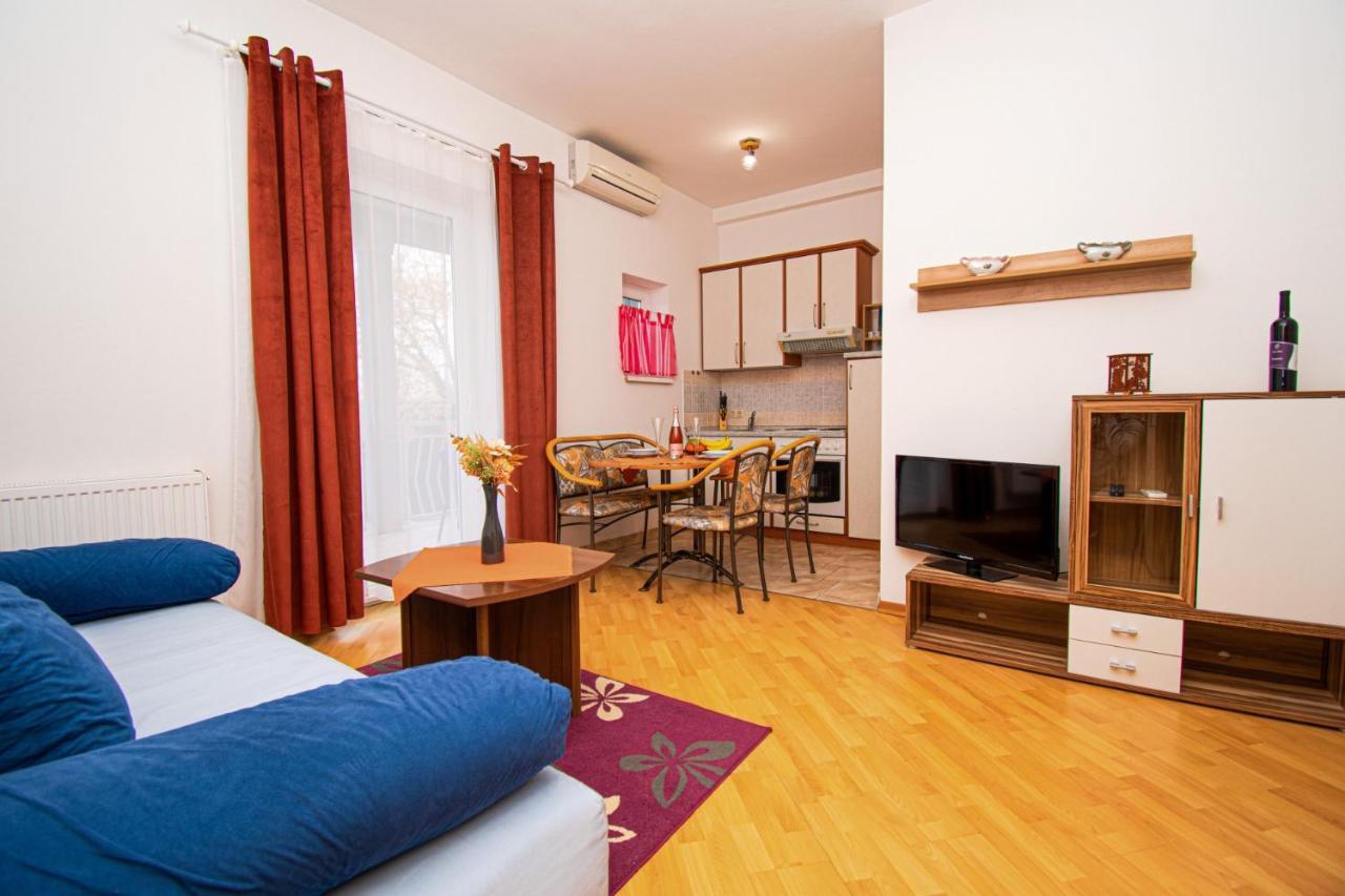 Apartments Prodan Porec Exterior photo